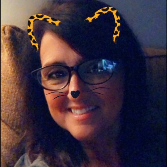 Meet your Posher, Lisa - Picture 8 of 8